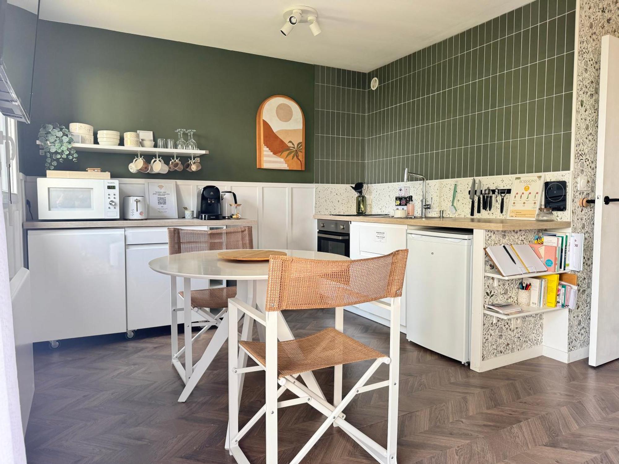 Studio La Petite Oasis- Ideal Couple - Calme - Balcon Sud - Lumineux - 10Min Du Centre & Plage - Proche Centre Juno Beach - Wifi Courseulles-sur-Mer Exteriör bild